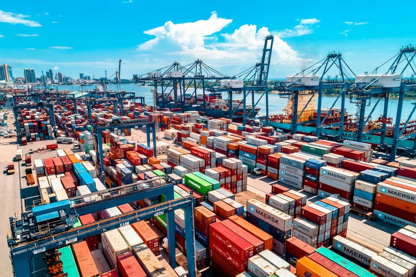 Port with containers and cranes
